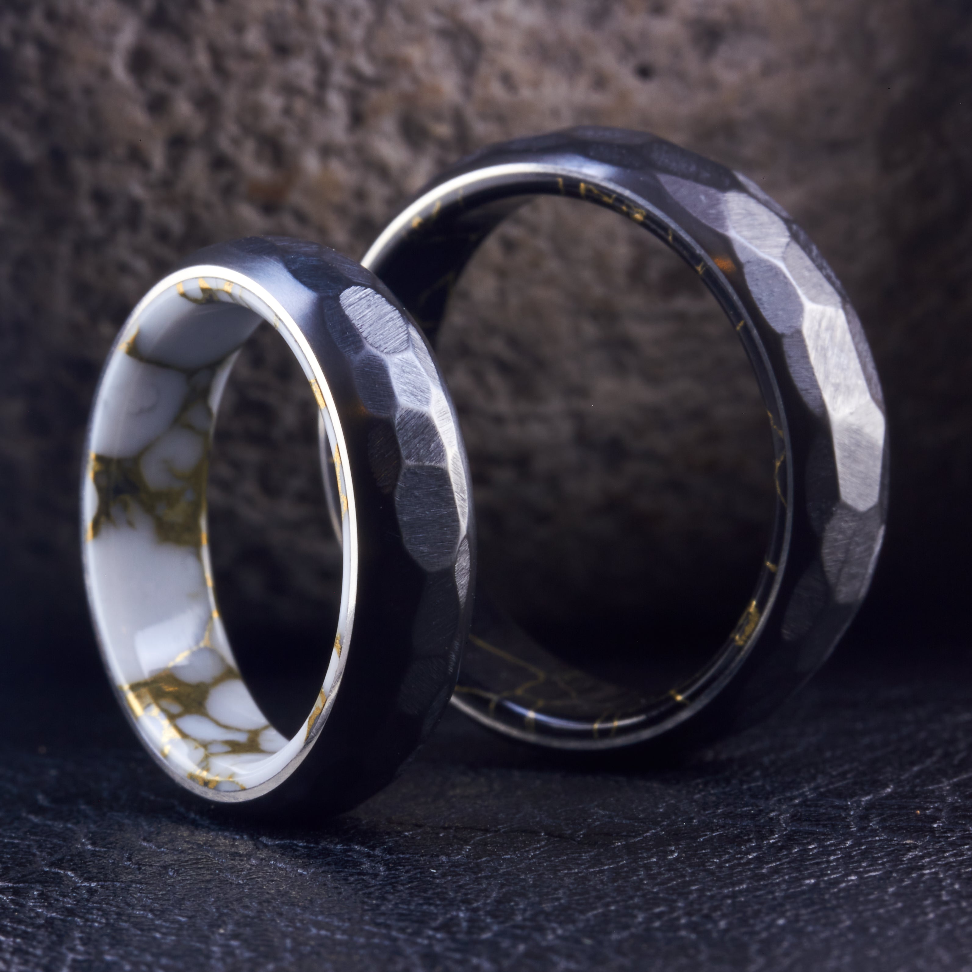 Anillo Negro de Zirconio - Lo mejor en Accesorios | Loreto Rings