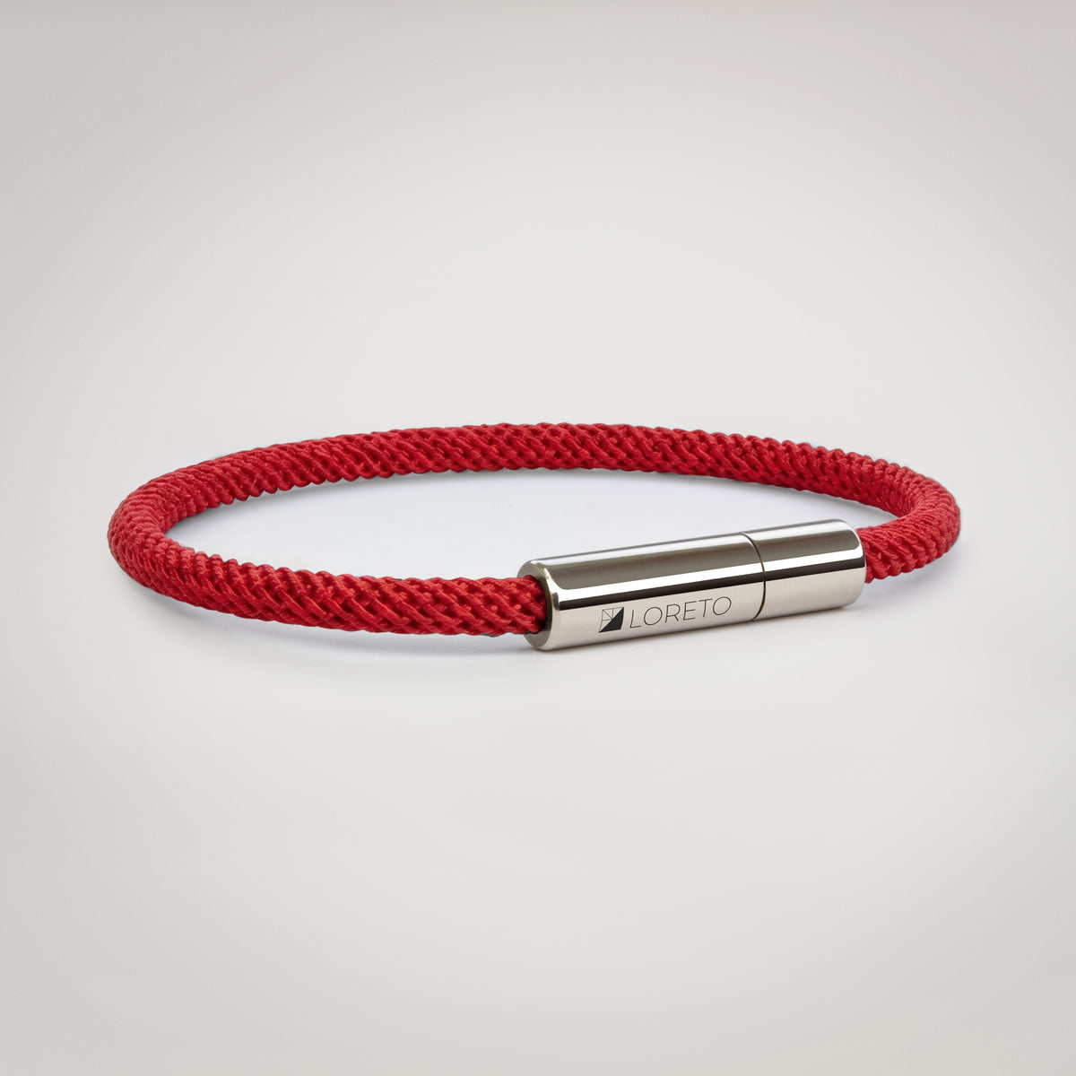 Pulsera roja simple de cuerda y titanio