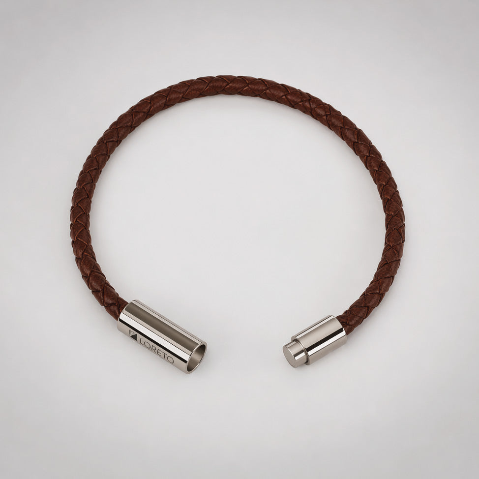 Pulsera trenza simple de cuero marrón 100% argentino y titanio
