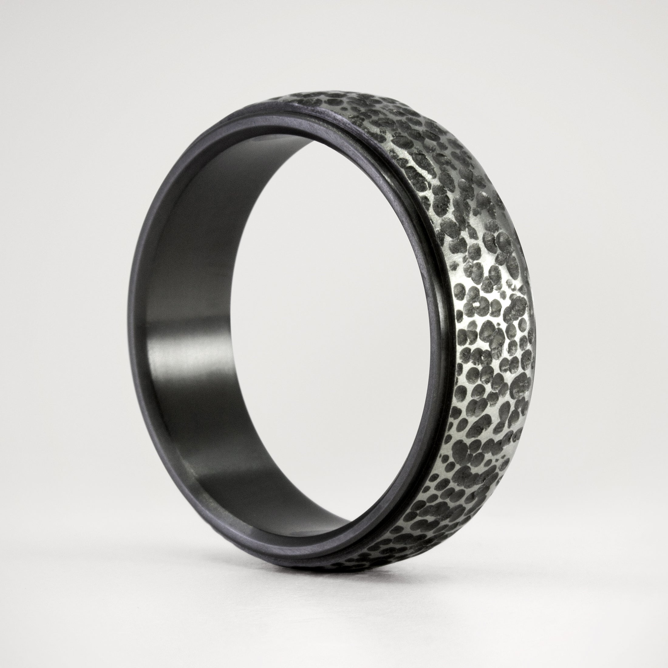 Anillo lunar zirconio