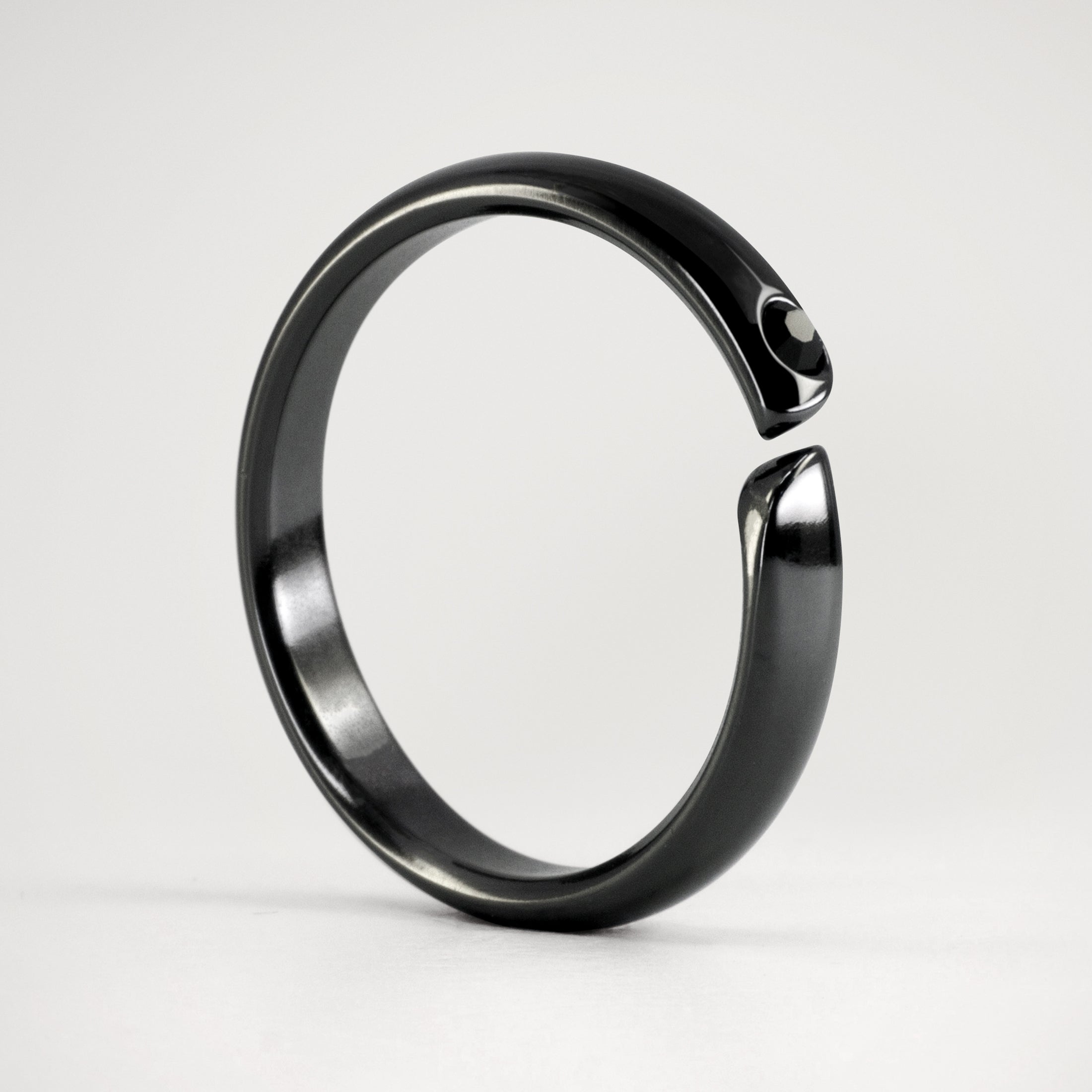 Anillo split zirconio con cristal negro