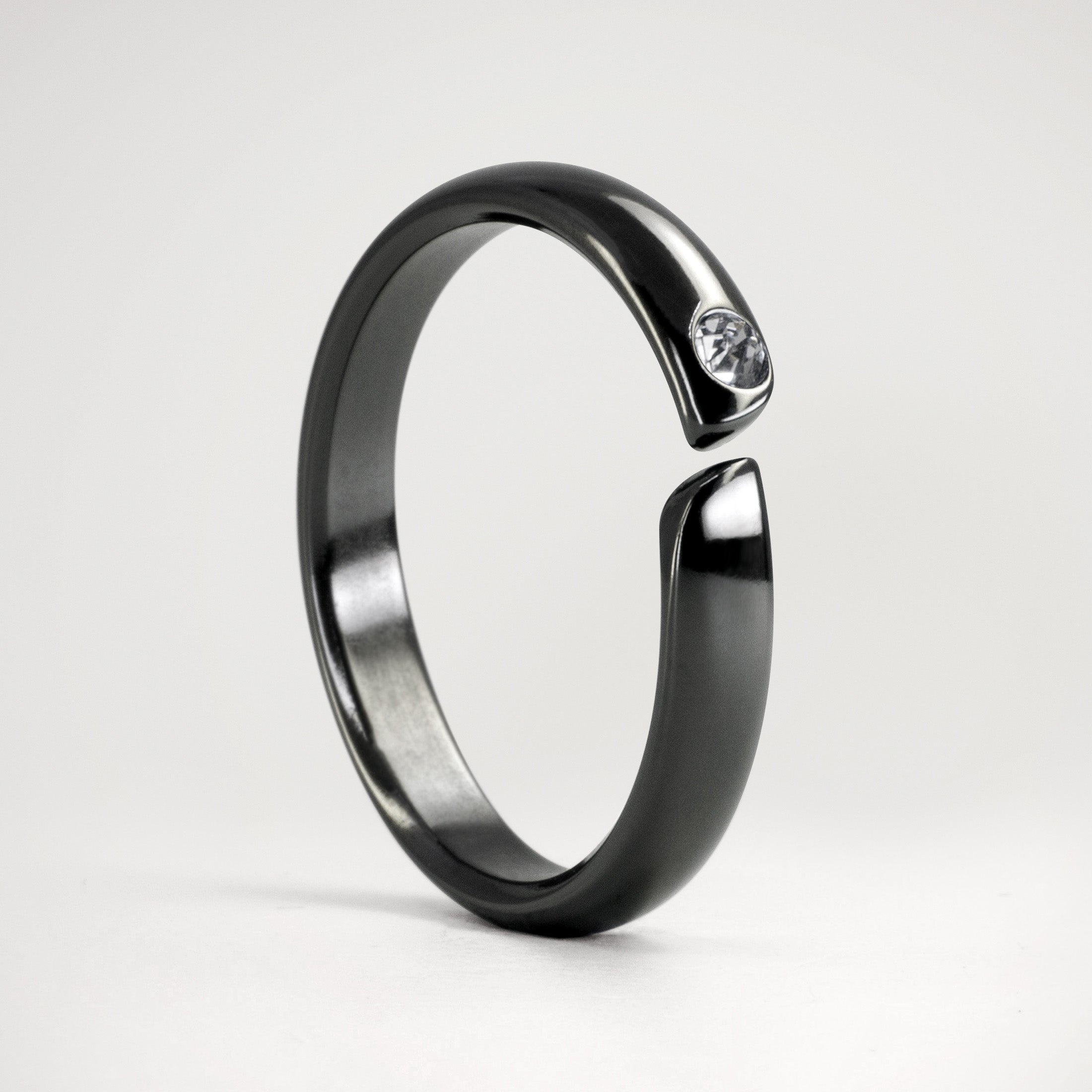 Anillo enlace zirconio con cristal blanco