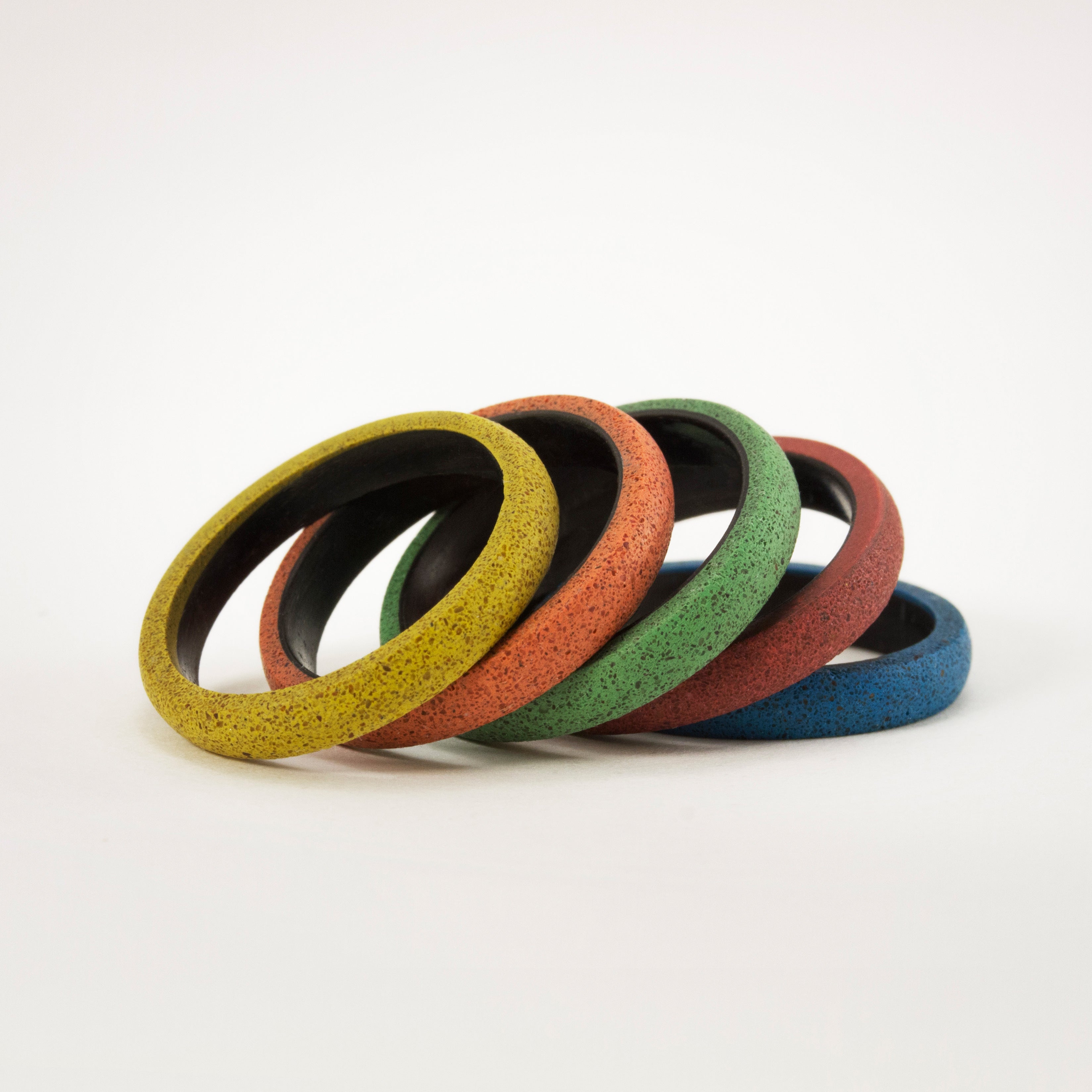 Anillo concreto rojo