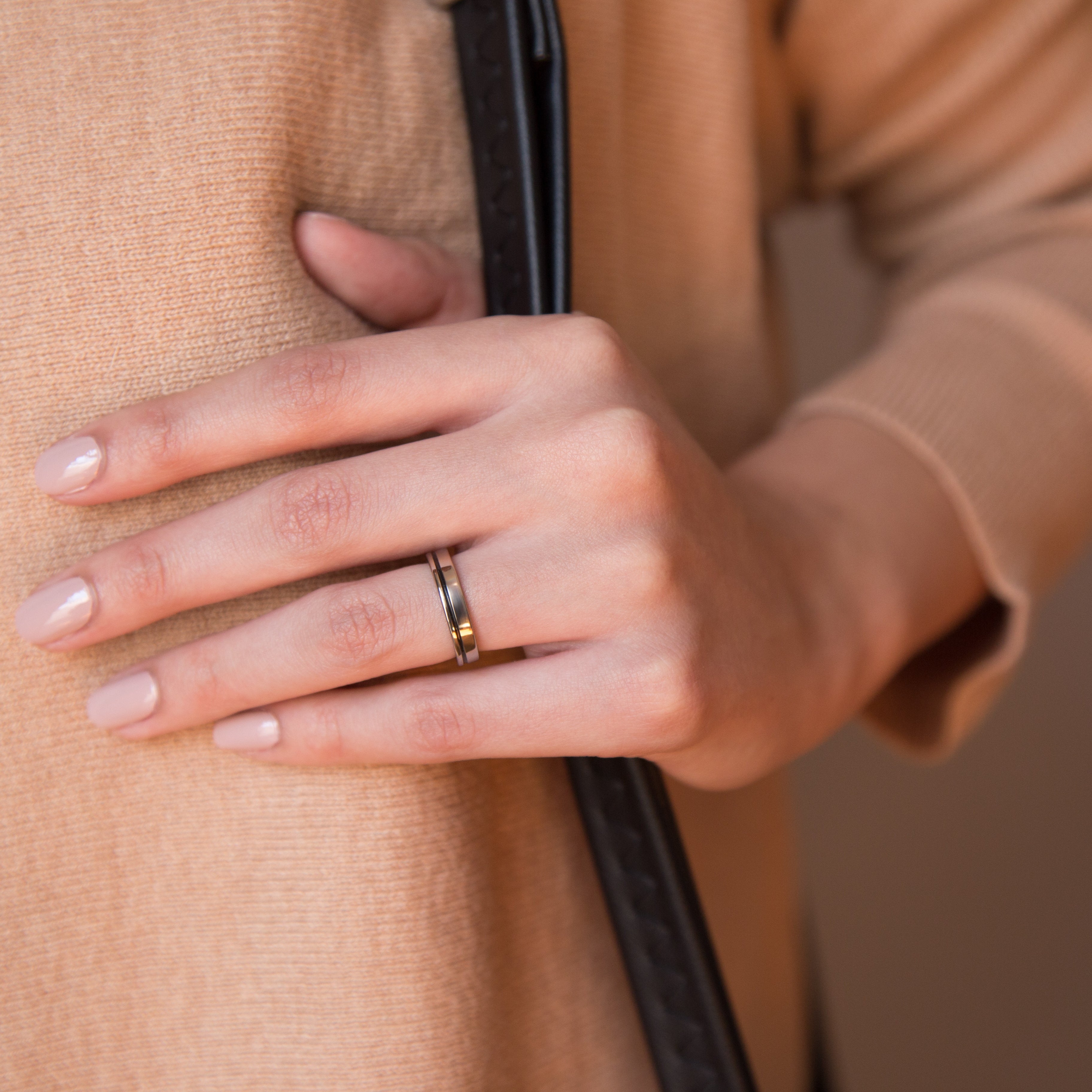 Set alianzas bajorrelieve titanio y carbon