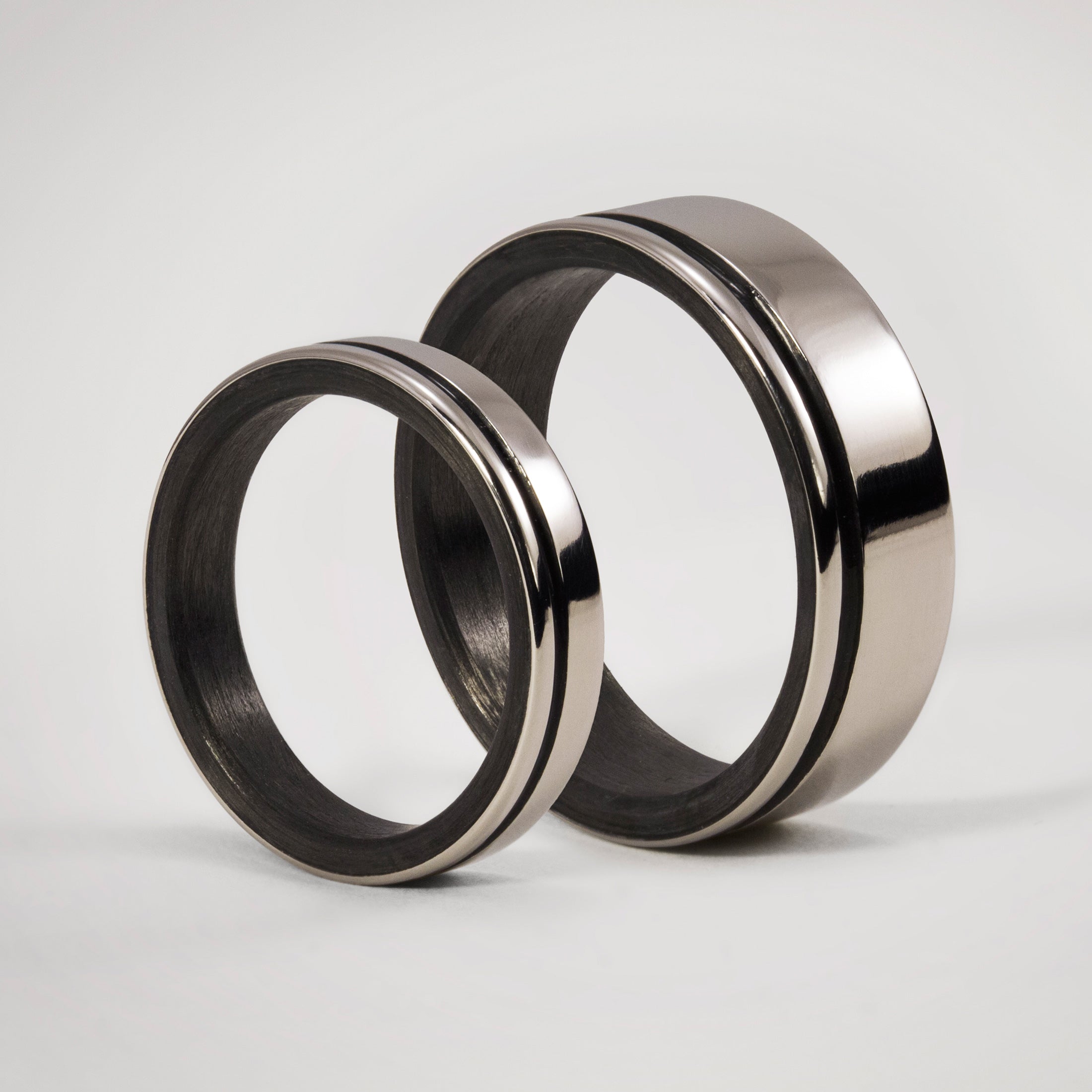 Set alianzas bajorrelieve titanio y carbon