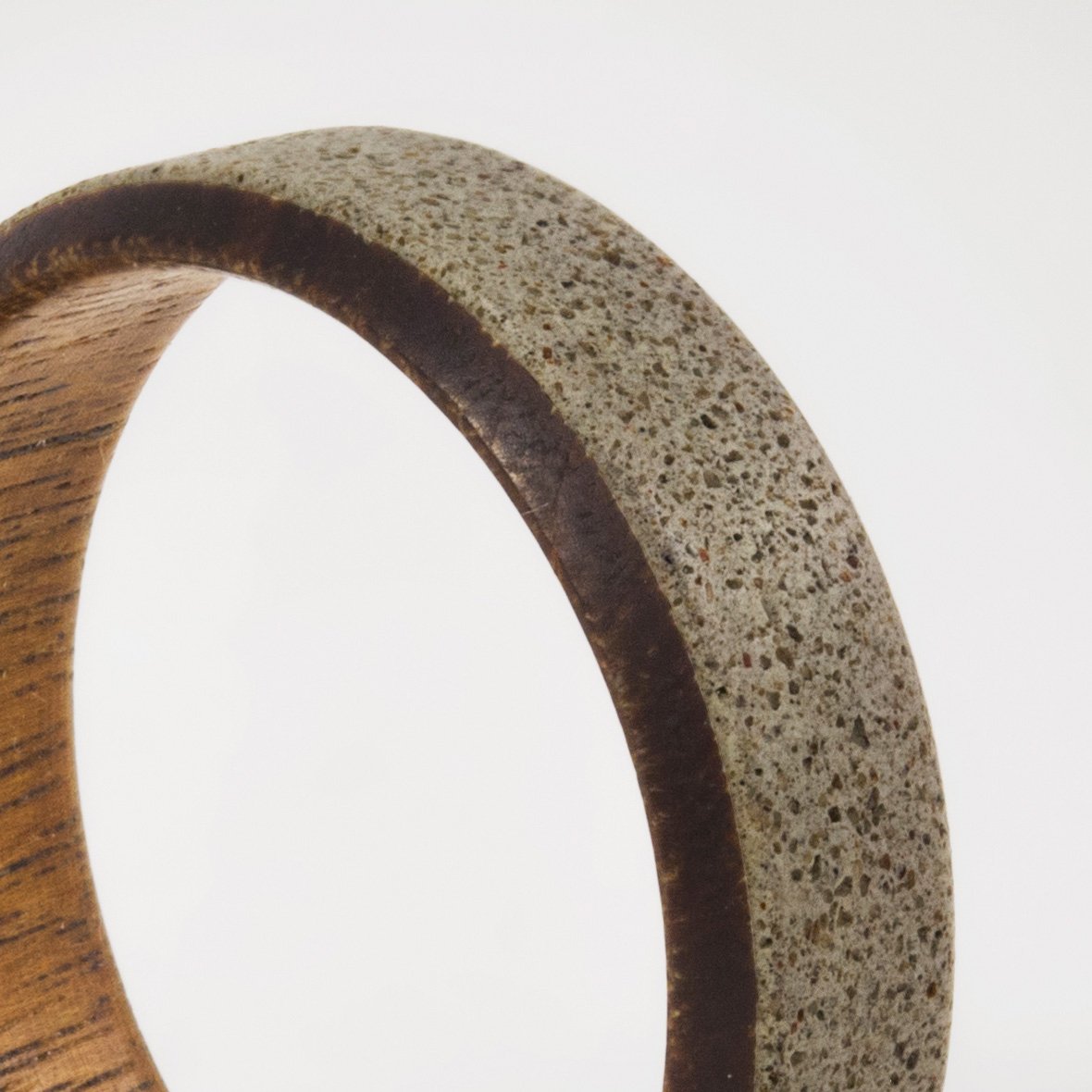 Anillo concreto gris y madera - 📣 SALE