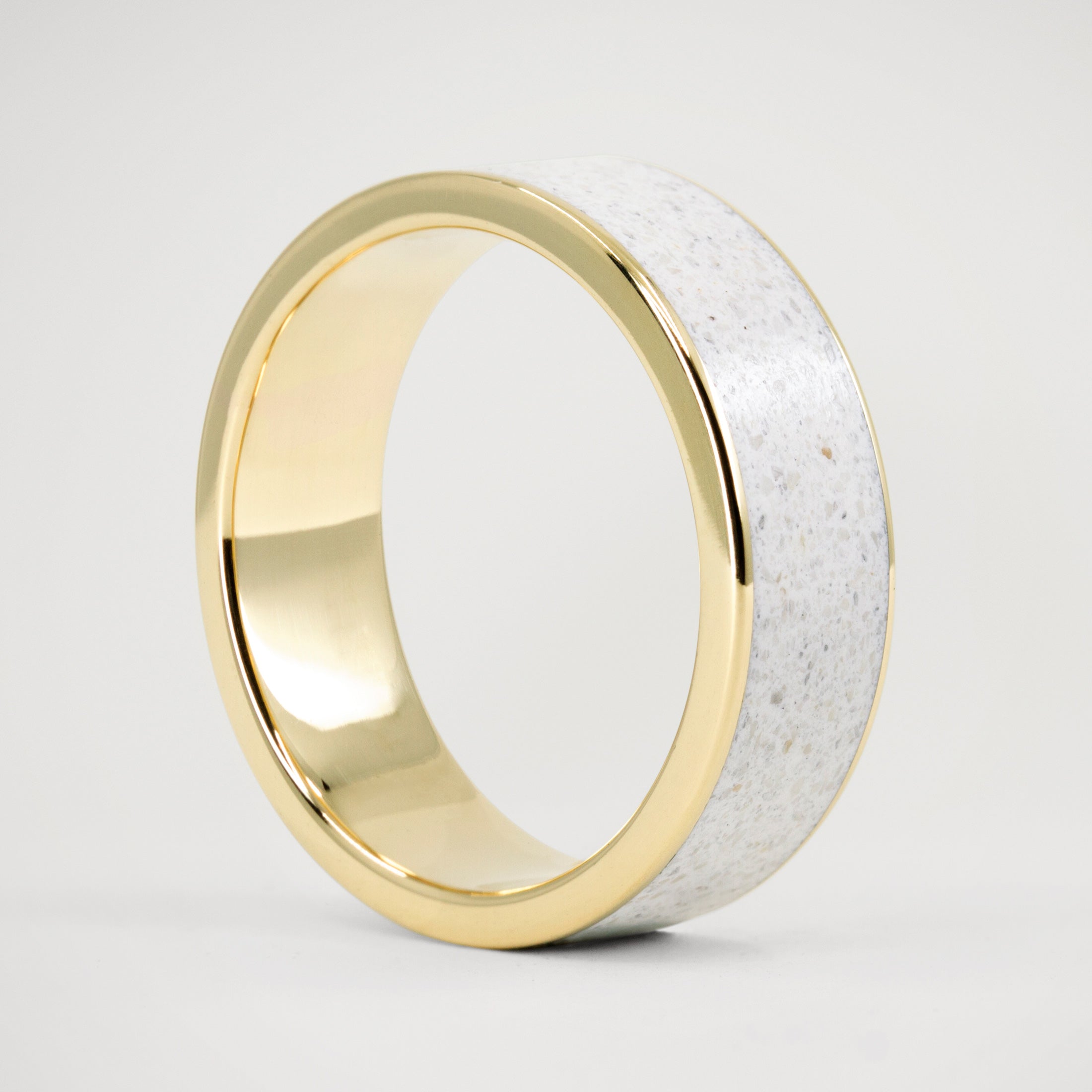 Anillo carrara y oro