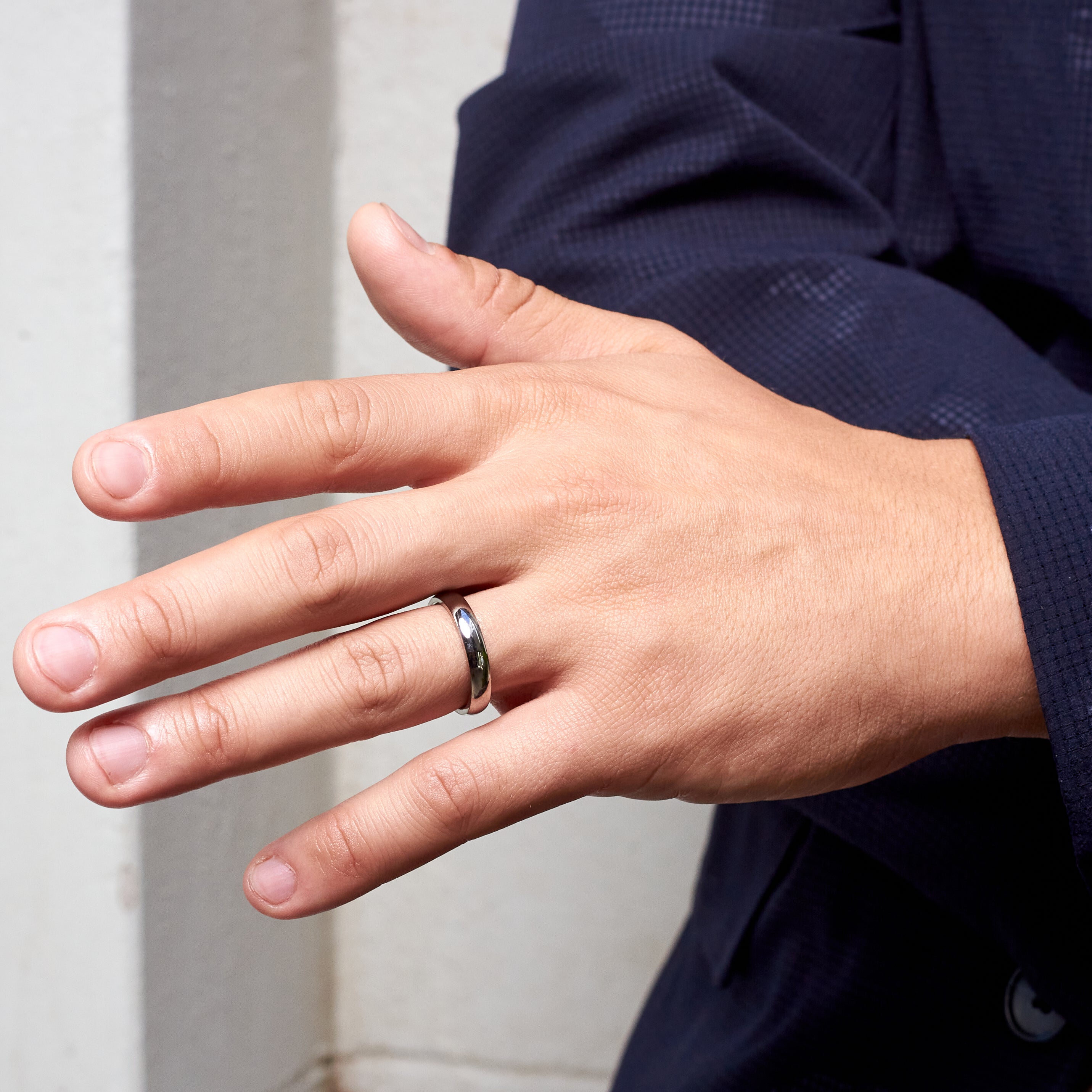 Anillo titanio pulido