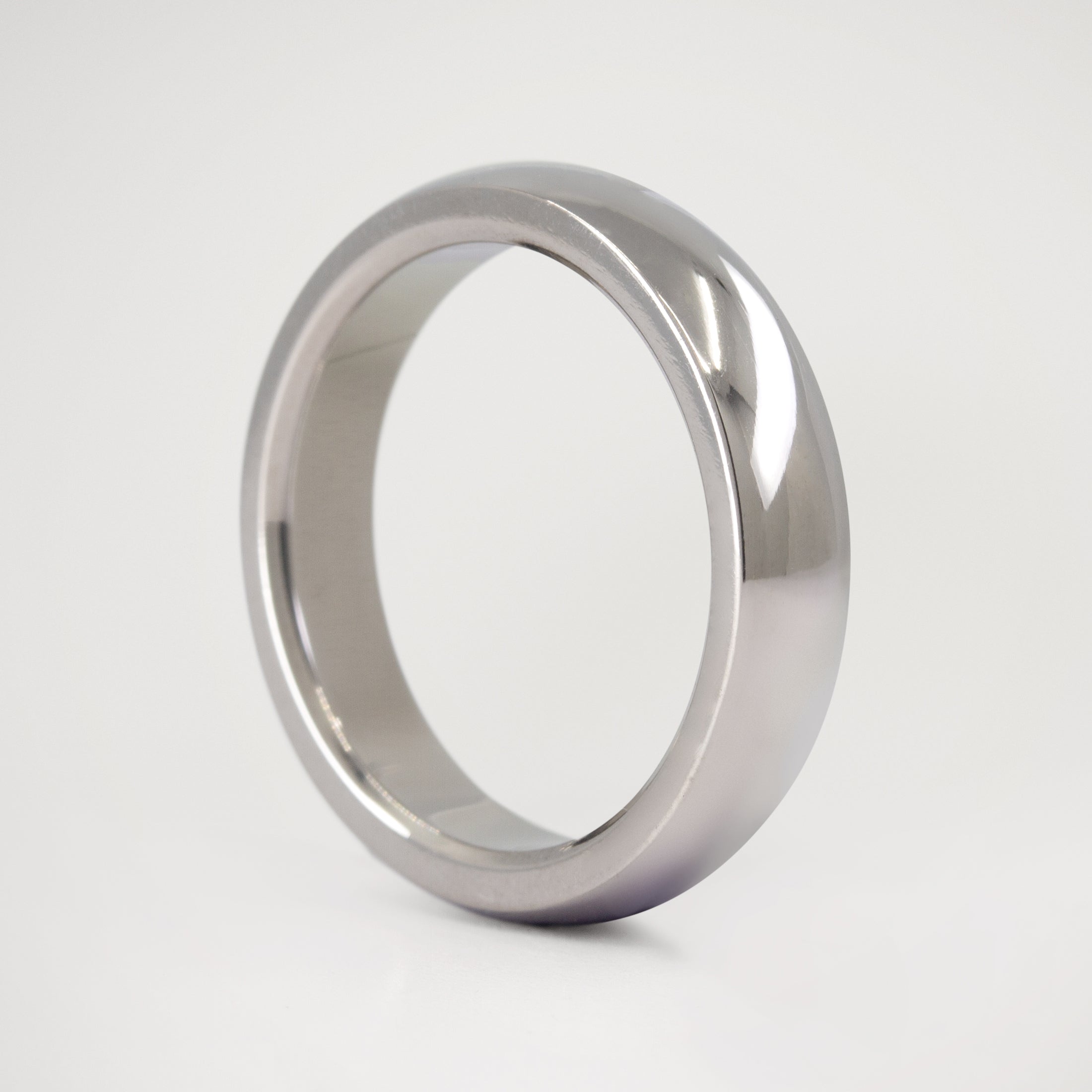 Anillo titanio pulido