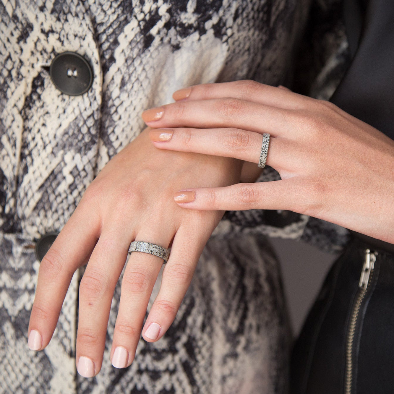 Set alianzas concreto patagónico y titanio