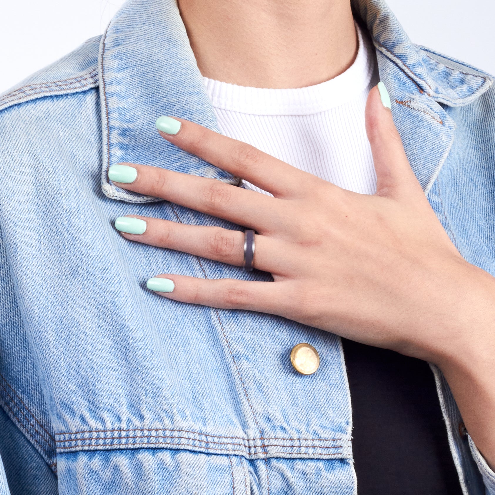 Anillo parallels violeta