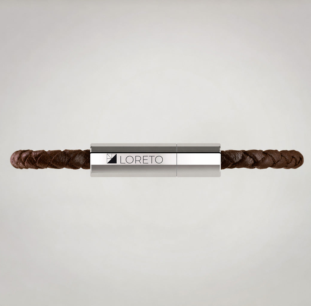 Pulsera trenza simple de cuero marrón 100% argentino y titanio
