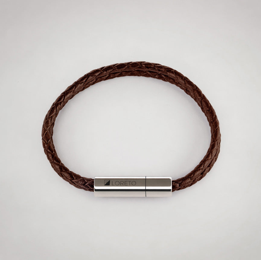 Pulsera trenza duo de cuero marrón 100% argentino y titanio